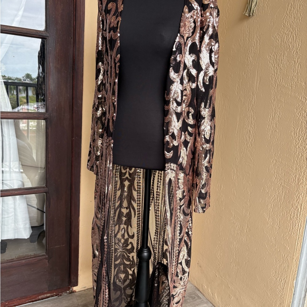Elegant Black and Brown Long Kimono